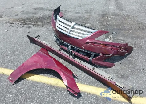 2013 Hyundai Genesis 3.8 from USA, damaged, VIN KMHGC4DD8DU237002